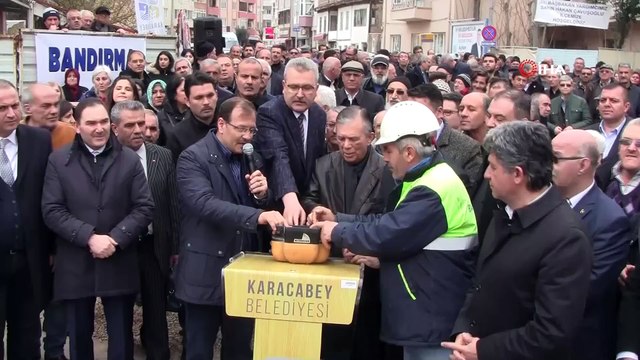 Karacabey'de katlı otoparkın temeli atıldı