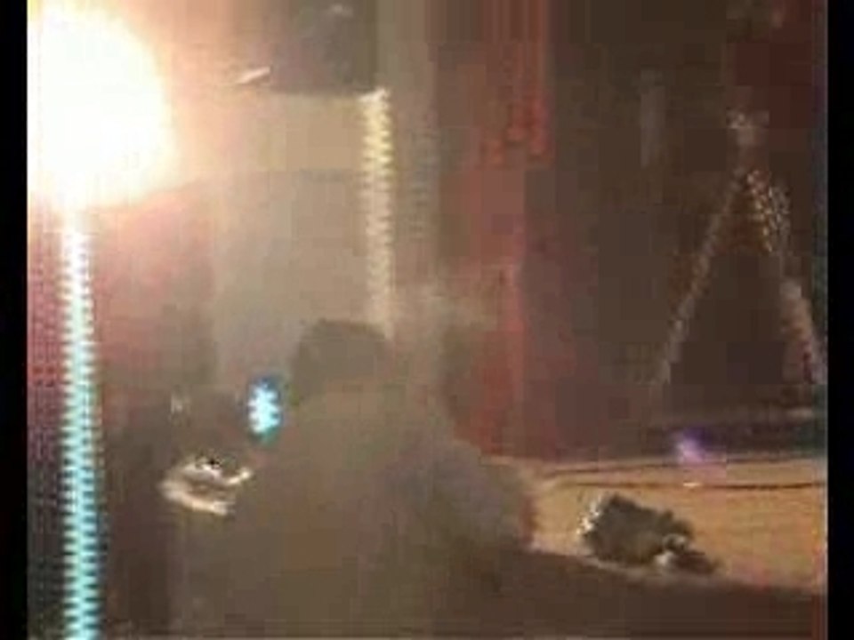 Essi di ya Live "c'est Brazza"