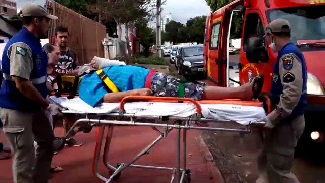 Idoso de 88 anos é socorrido após sofrer queda