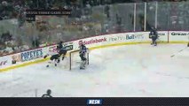 Blue Jackets' Connor Hellebuyck Makes Big Save Against Sean Kuraly