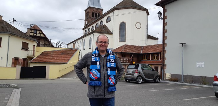 Racing club de Strasbourg : curé et supporter