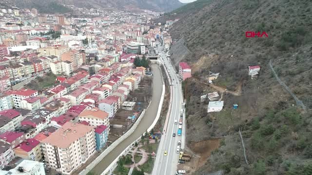Gümüşhane Kaya Tehdidi Altındaki Kent, Çelik Ağlarla Örülüyor