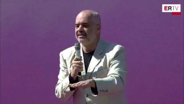 Ora News – Rama flet për protestat e 100 petritave të Saliut : S'duan të hyjnë në zgjedhje