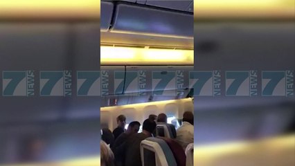 PLAGOSEN 29 PASAGJERE NE AVIONIN TURK QE SHKONTE NE SHBA - News, Lajme - Kanali 7