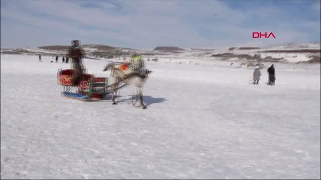 Ardahan Atlı Kızakla Çıldır Gölü'nde Drift Attı
