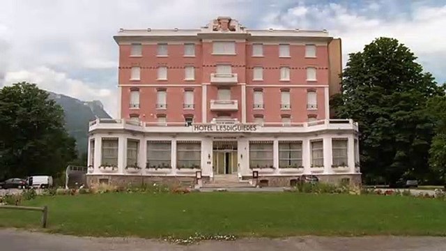 Les Petits Maîtres du Grand hôtel Bande-annonce VF (Documentaire 2019) Jacques Deschamps