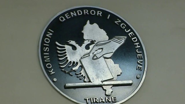 KQZ U JEP MANDATET 6 DEPUTETËVE TË RINJ TË PD DHE LSI