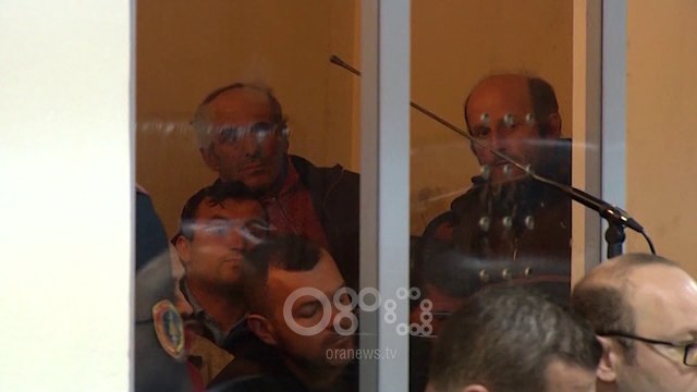 Ora News - Apeli nuk ndryshon masën për 19 të arresturit, Florenc Hoxha mbetet në burg