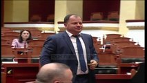 Betohen deputetët e rinj. PD, protestë me “drone”... - Top Channel Albania - News - Lajme
