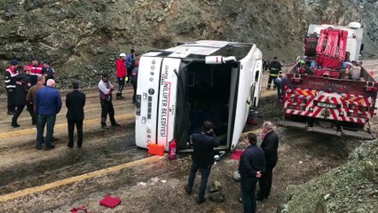 Otobüs devrildi, çok sayıda yaralı var - BURSA