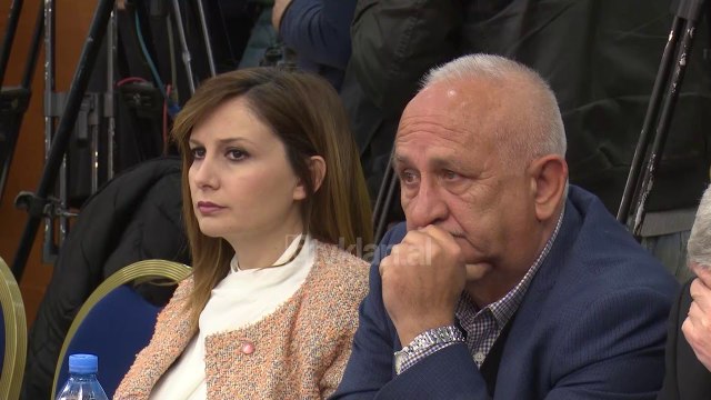 Basha: Protesta e artisteve, frymëzim per rrezimin e qeverise