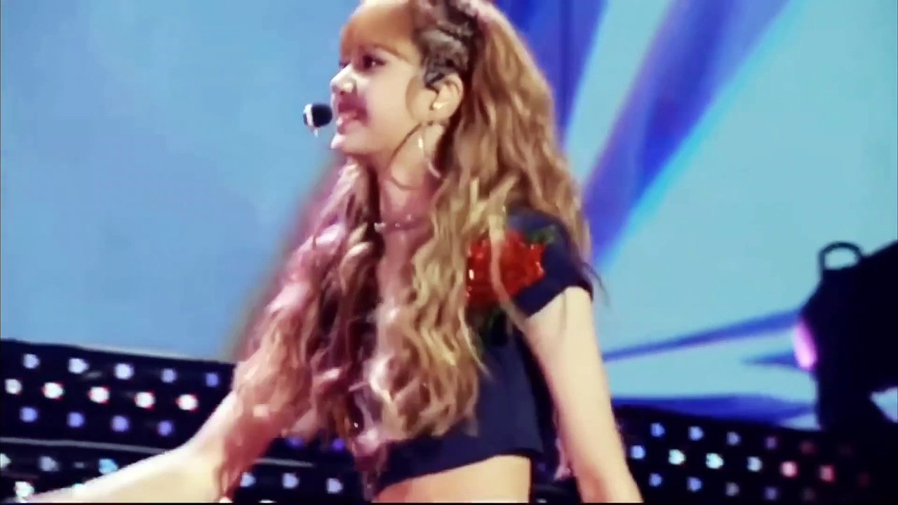 BLACKPINK - Whistle (Japanese Version) @Japan Arena Tour 2018
