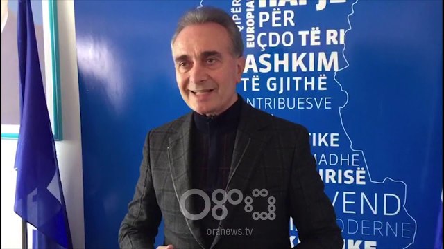 Ora News - PD denoncon: Kandidati i Fierit u arrestua pasi nuk pranoi mandatin