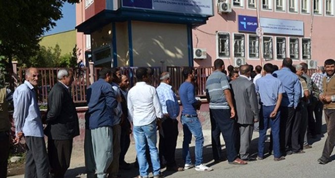 İŞKUR, İşçi Alımı Yapılacak İlçeleri Açıkladı! AK Partili'ye İş Var, İktidar Ortağına Yok