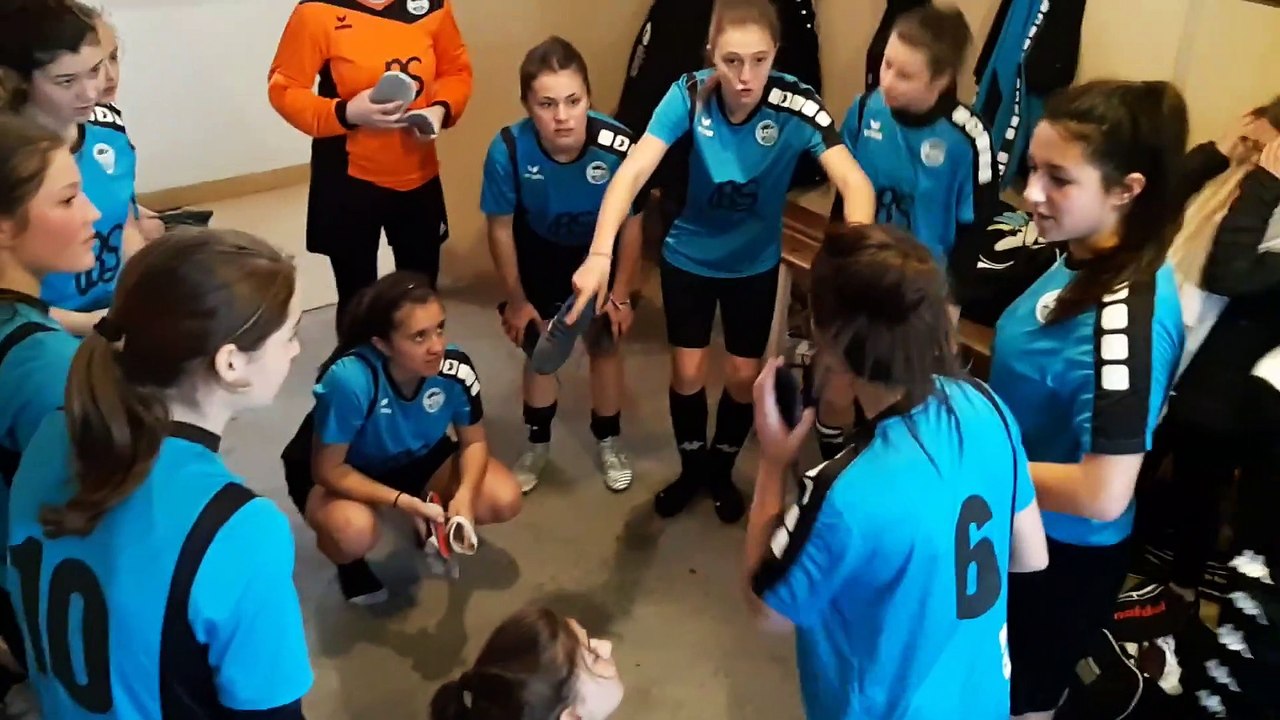 U18 Féminines ACND : La victoire et la joie dans le vestiaire