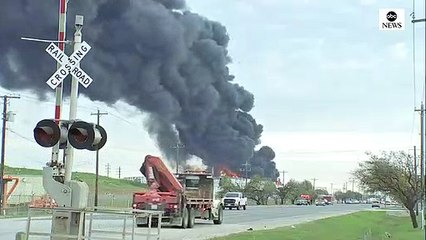 Crews work to control fire at Texas petrochemicals plant