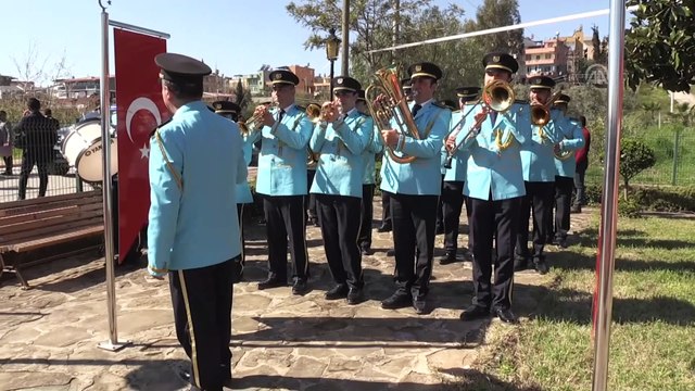 Jülide Sarıeroğlu'ndan şehit aileleri derneklerine ziyaret - ADANA
