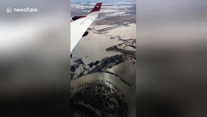 No way out of US city as flooding devastates roads and farmlands