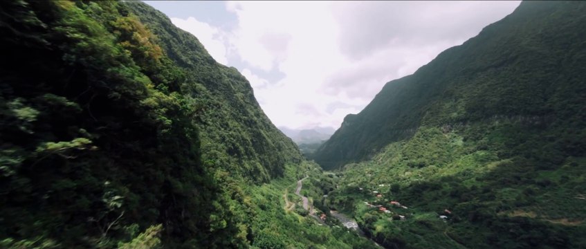 Les plus belles images de l'île de la Réunion vue de Drone !