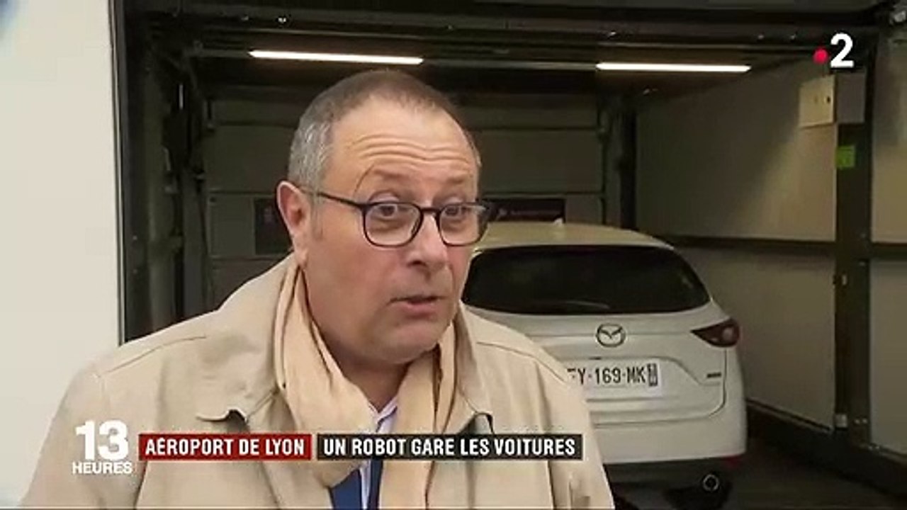 Innovation : à l'aéroport de Lyon Saint-Exupéry, les robots garent les voitures