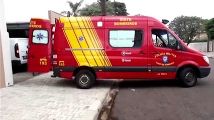 Mulher é socorrida após queda no Bairro Neva