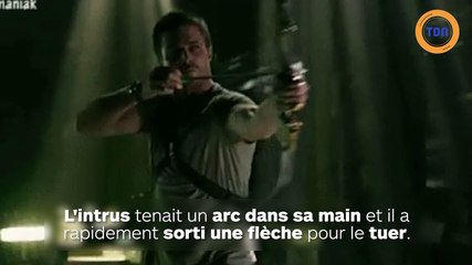 Son téléphone lui sert de bouclier contre un intrus qui lui visait la tête avec un arc et des flèches