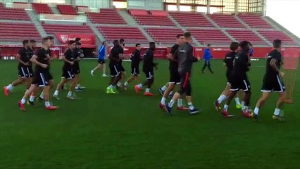 Primer Entrenamiento de Caparrós Al Frente del Sevilla