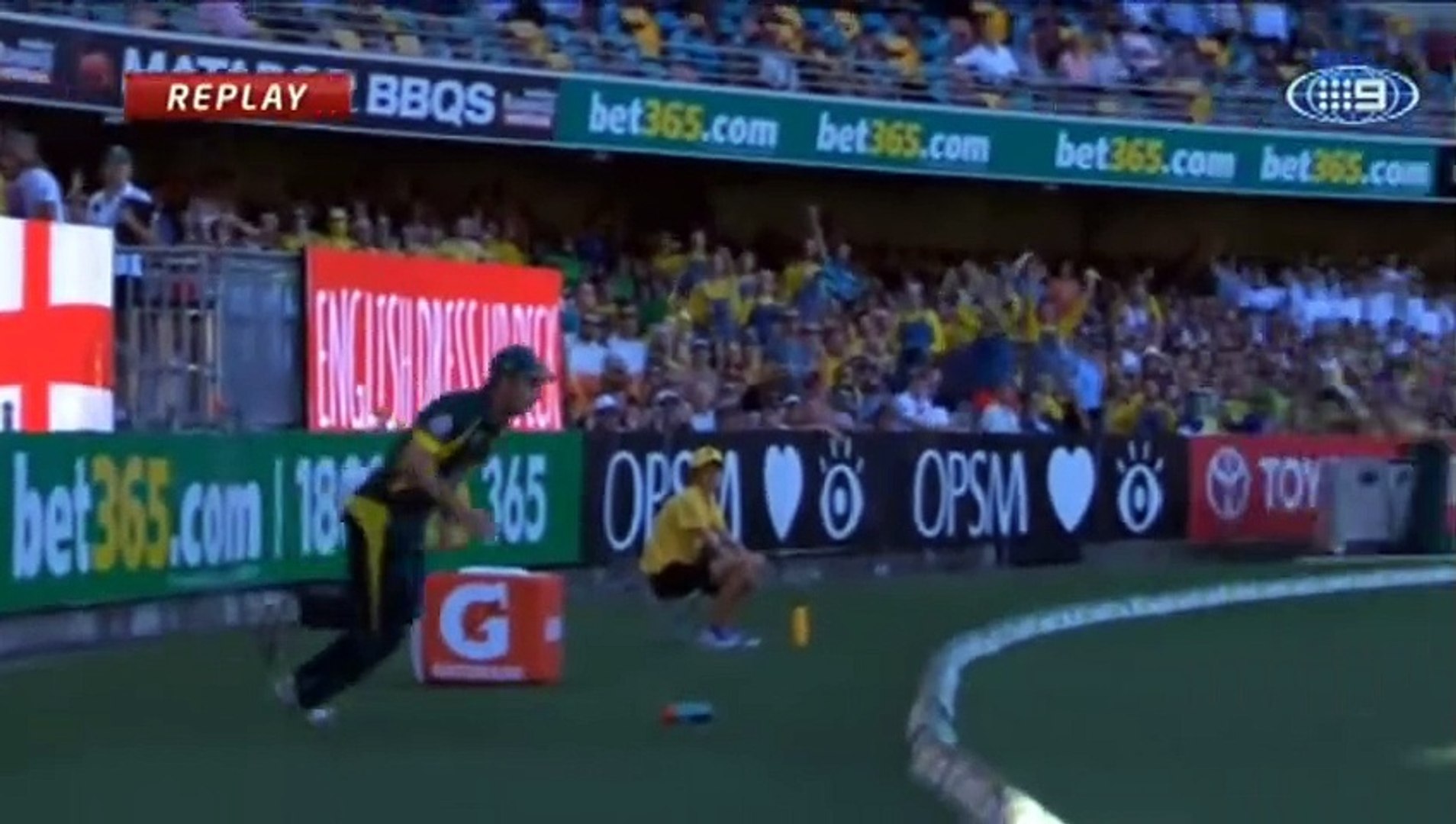 ⁣Top 10 Greatest Tricks Ever Played in Cricket - Tricks in Cricket -