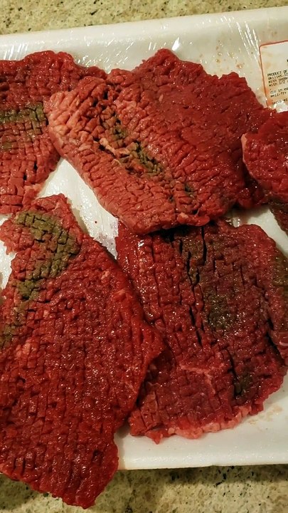 Supermarkets Selling Rotting meat and covering it up
