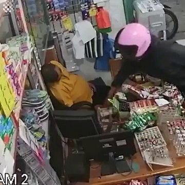 Quand le patron est endormi mais que la braqueur n'est pas doué... braquage le plus drole de l'année