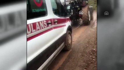 Hastayı almaya giden ambulans çamura saplandı - ADIYAMAN