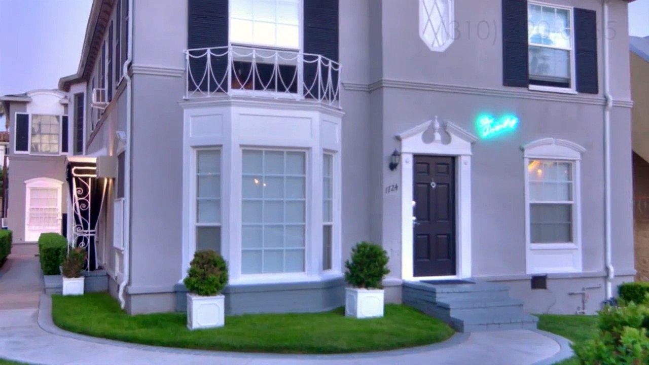 Temporary Housing Hollywood--Furnished Holiday Apartments