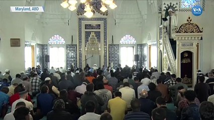 Amerikalı Polis Müdüründen Camiye Dayanışma Ziyareti