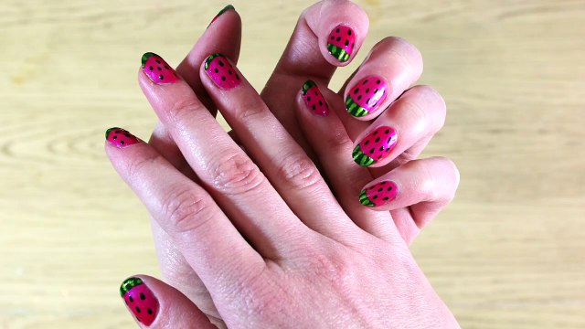 Vernis à ongles de Pastèque | Watermelon Nail Art in Francais | French Nail ArtStyle