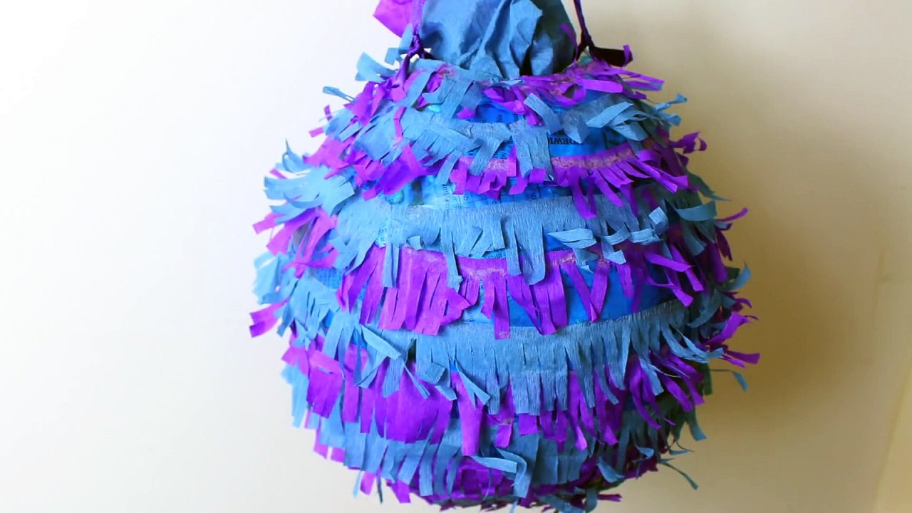 Comment faire la piñata | how to make a piñata | diy french arts & crafts