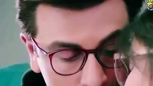 Lip Lock Kiss, Romantic very hot kiss status lip kiss hot status