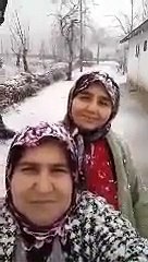 Kar Gören Masum Teyzeler