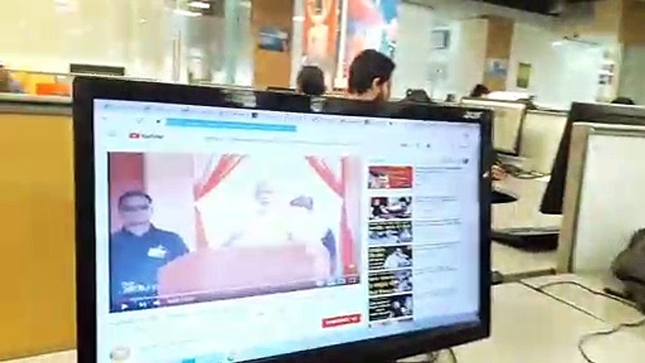 Did Narendra Modi Slams Devendra Fadnavis For Mumbai foot overbridge collapse, CST railway station