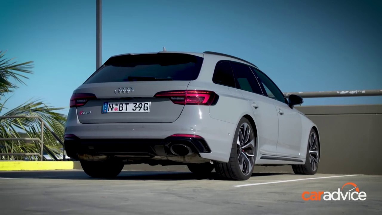 REVIEW- Audi RS4 Avant