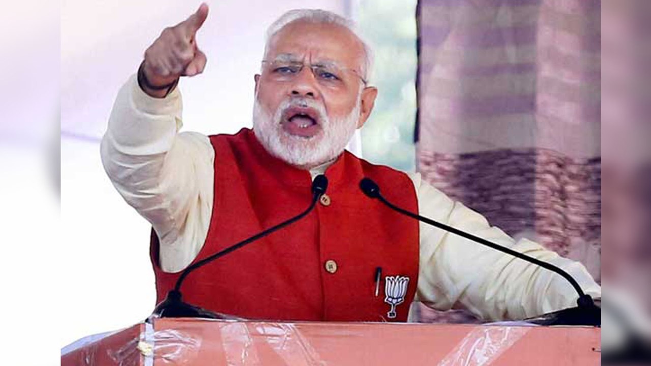 PM Narendra Modi Tweeted A Video With Hashtag #MainBhiChowkidar | Oneindia Telugu