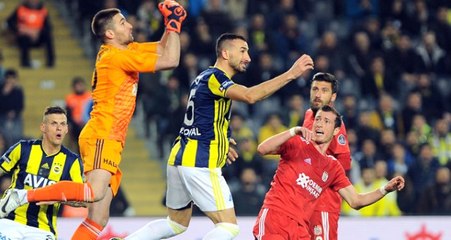 Fenerbahçe'de Mehmet Topal Şoku! 3 Hafta Sahalardan Uzak Kalacak