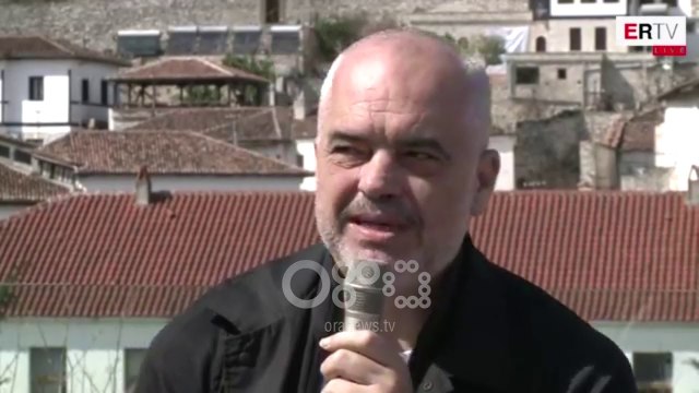 Ora News - Rama nga Berati i përgjigjet opozitës: Qeveria nuk preket, protestat rrëmujë politike