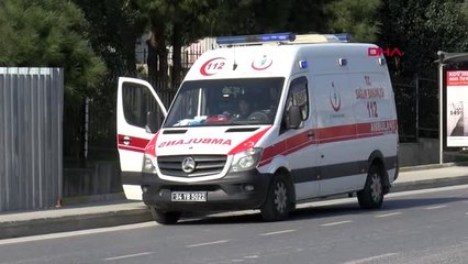 İstanbul Küçükçekmece'de İş Makinesi Doğalgaz Borusunu Patlattı