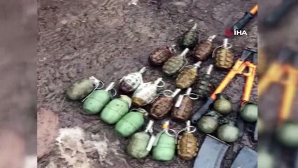 Irak Kuzeyi'ndeki çatışmada etkisiz hale getirilen teröristlerin üzerlerinden bu silah ve mühimmatlar çıktı