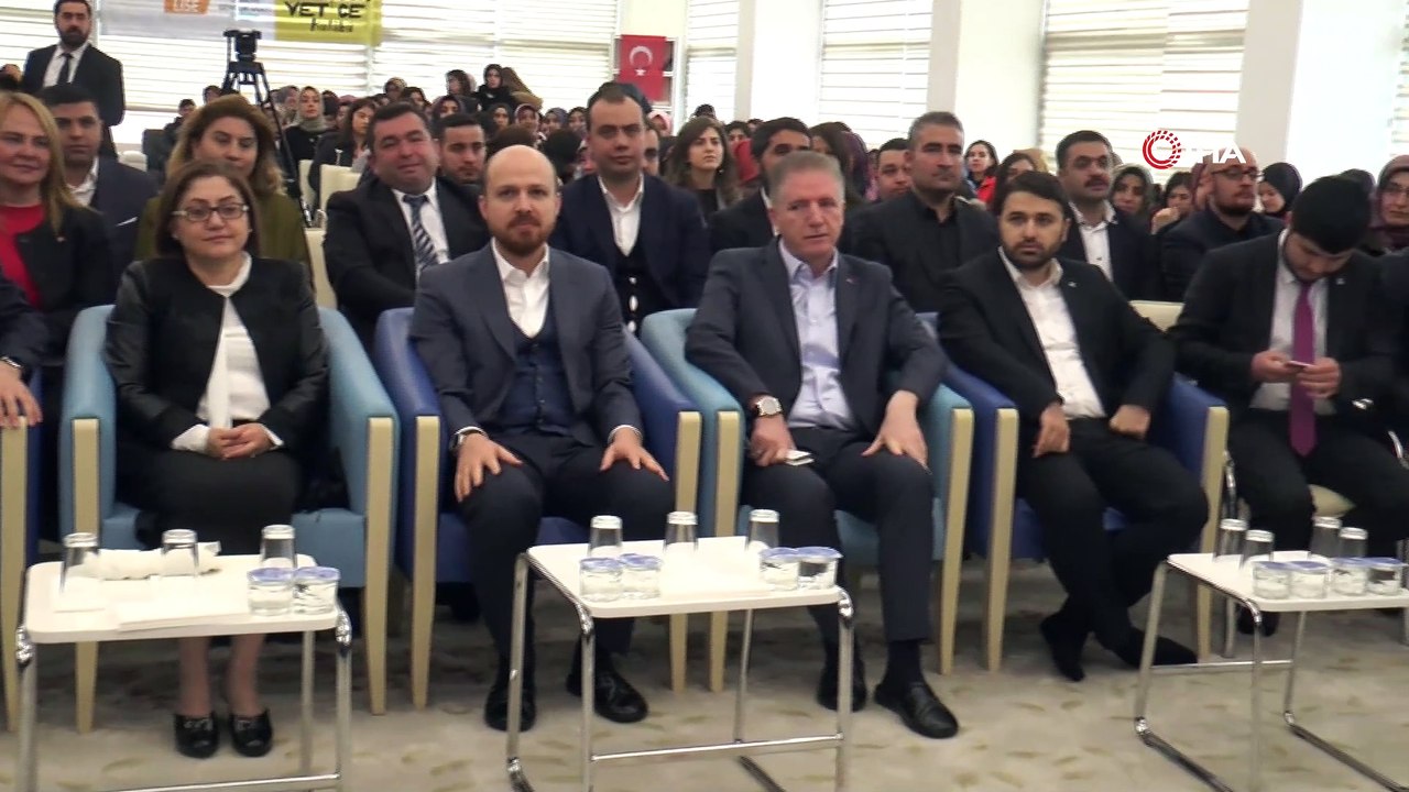 Bilal Erdoğan, Gaziantep’te öğrencilerle buluştu