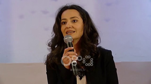 Ora News - Të rinjtë e Lezhës për herë të parë me qendër rinore