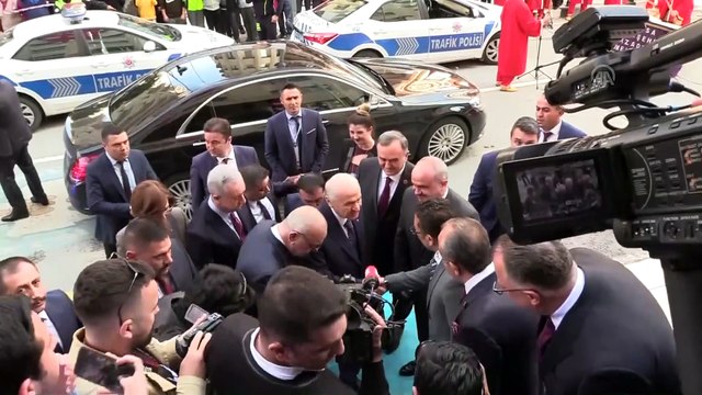 MHP Genel Başkanı Bahçeli, Manisa Büyükşehir Belediye Başkanı Ergün'ü ziyaret etti - MANİSA