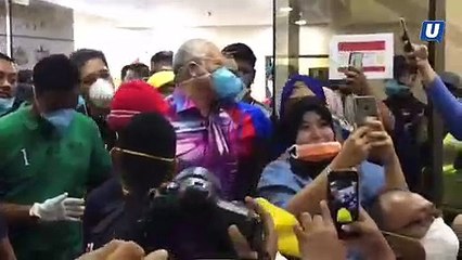 Download Video: Bossku melawat mangsa pencemaran toksik