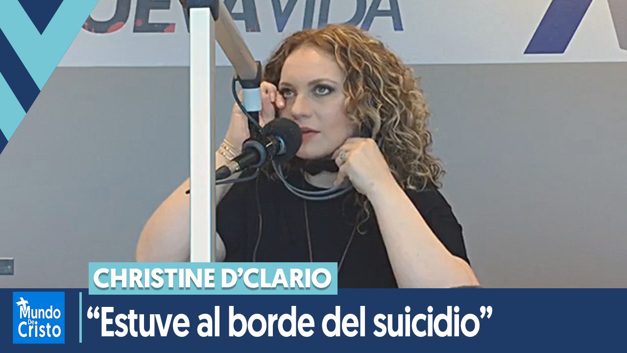 Christine D'Clario habla de su Depresión Post-parto | “Estuve al borde del suicidio”