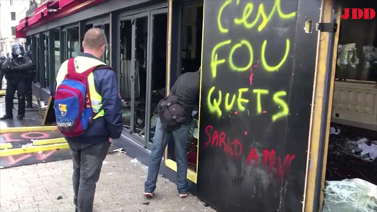 VIDEO. Gilets jaunes : à Paris, le Fouquet's a été vandalisé